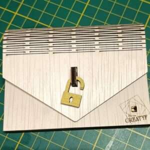 Enveloppe en bois personnalisée