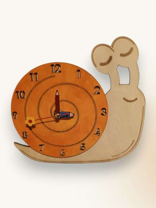 Horloges murales ludiques en bois  – Image 5