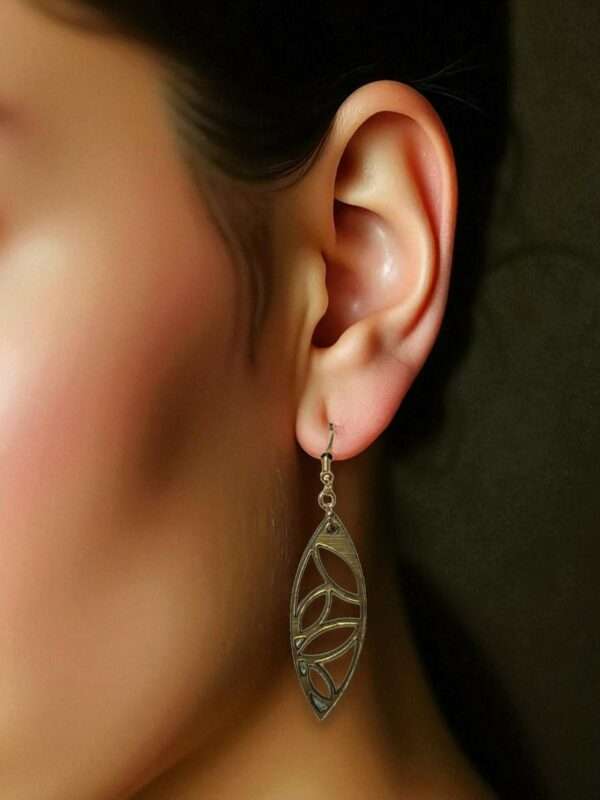 Boucles d’oreilles bi-matière bois & acrylique doré – Image 6