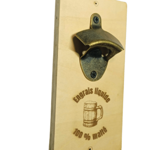 Décapsuleur mural personnalisé en bois