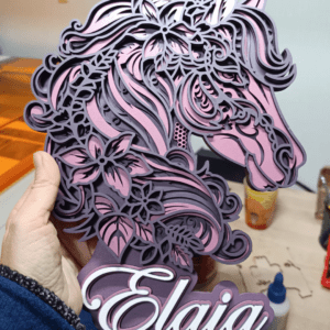 Cadre mural tête de cheval personnalisé en bois