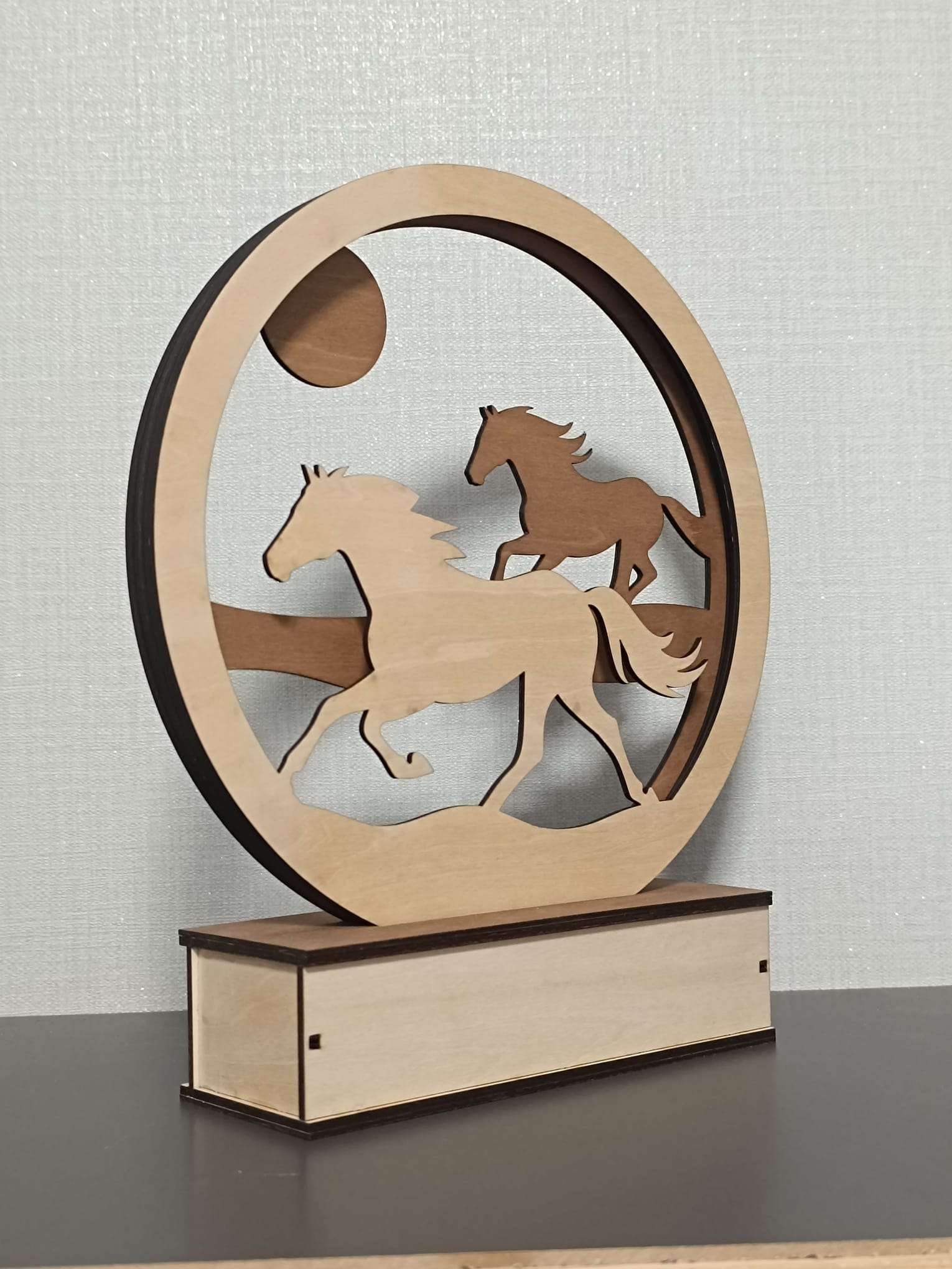 Lampe LED décorative personnalisée en bois – Image 2